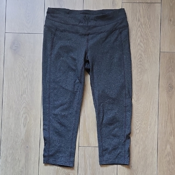 ATHLETA Cropped Grey Leggings size M - Picture 1 of 7